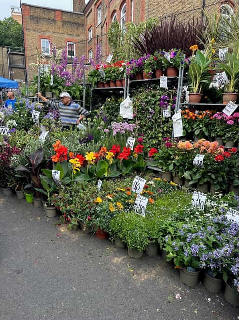 London: Sunday Markets Guided Walking Tour - What the $33.67 price gets you