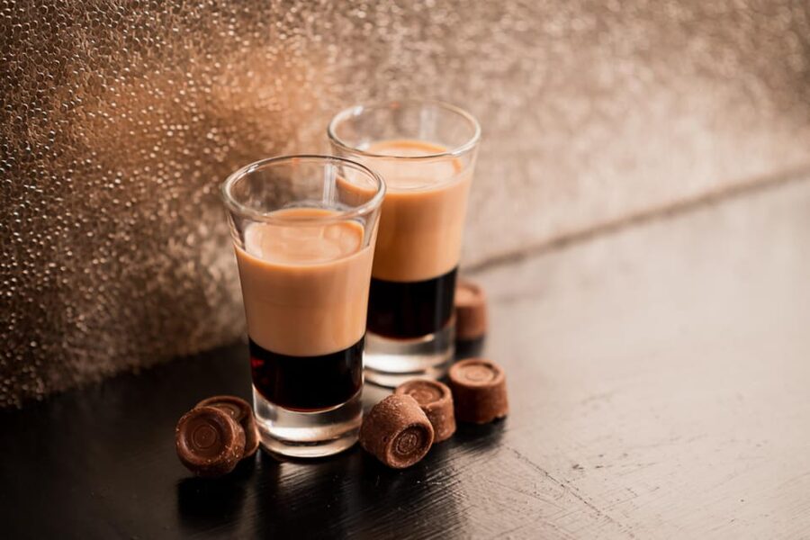 London: The Chocolate Cocktail Club - Who will enjoy this most?