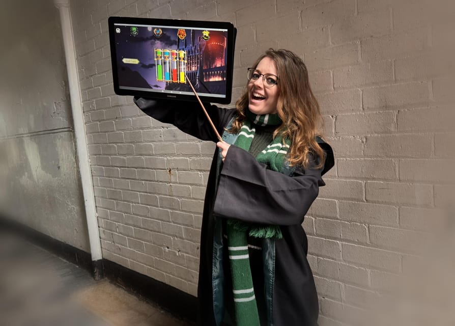 London: The Harry Potter Walking Tour with Potter-Vision - Shakespeare’s Globe and the South Bank walk