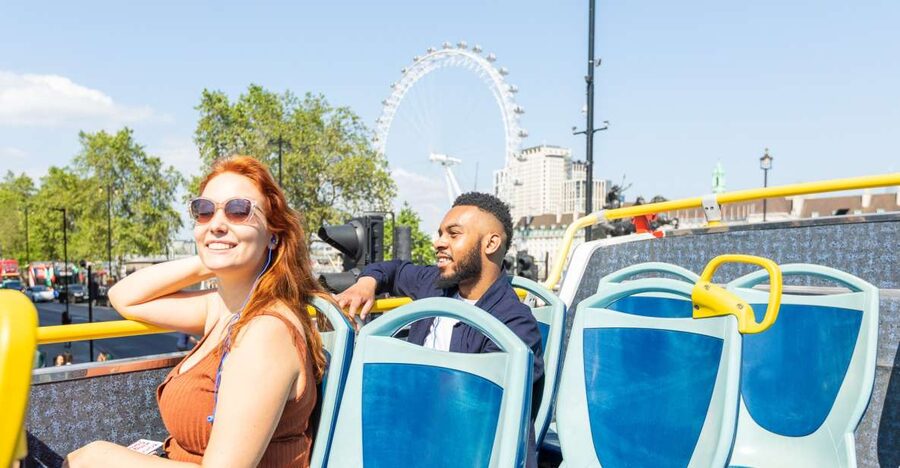 London: Tootbus Hop-on Hop-off with optional River Cruise - Soho and Kensington Gardens on foot