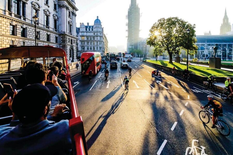 London: Tootbus London by Night Bus Tour - Audio guides, Wi-Fi, and the Tootbus app
