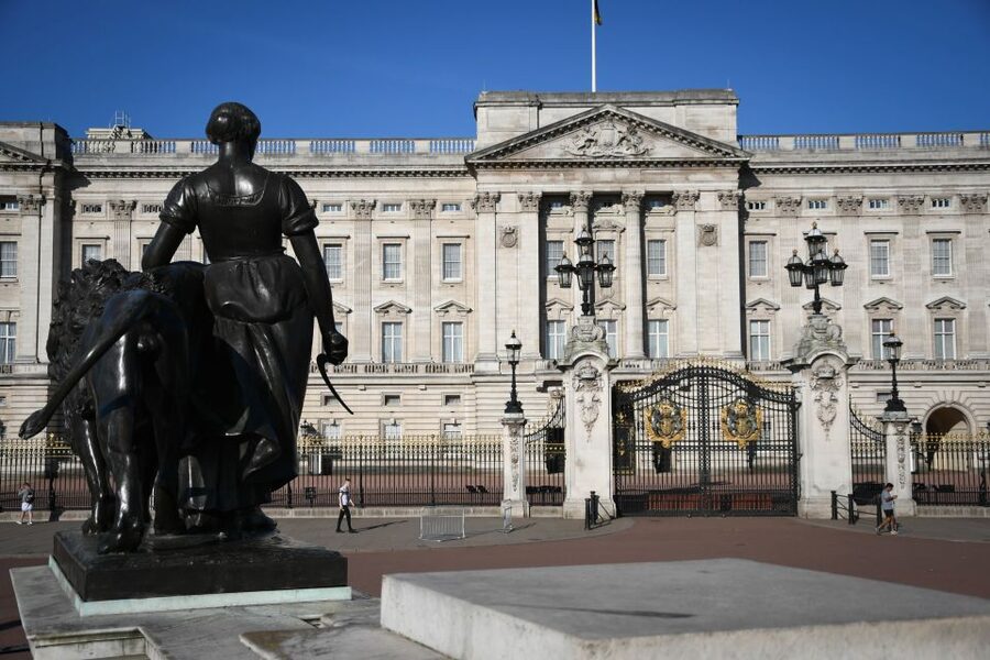 London: Top 30 Sights Walking Tour and Clink Prison Entry - Key points to know before booking