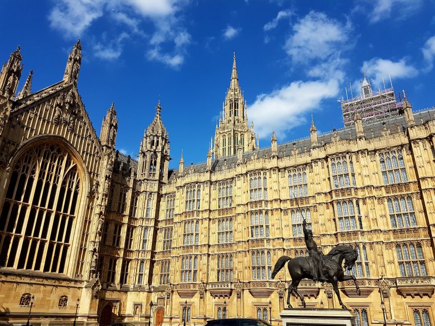 London: Top 30 Sights Walking Tour and Clink Prison Entry - Trafalgar Square, Whitehall, and Downing Street