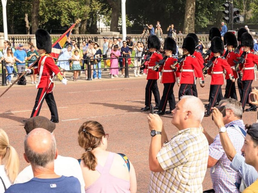 London: Top 30 Sights Walking Tour and Tower of London Entry - What this London route is really designed to do