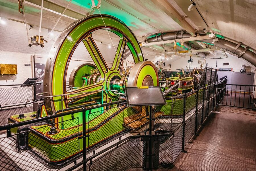 London: Tower Bridge Entry Ticket - The glass floor, 42 metres above the Thames