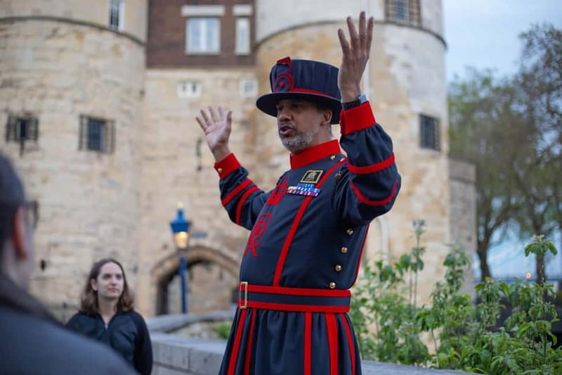 London: Tower of London After Hours Tour and Key Ceremony - A Yeoman Warder gives the Tower a human voice