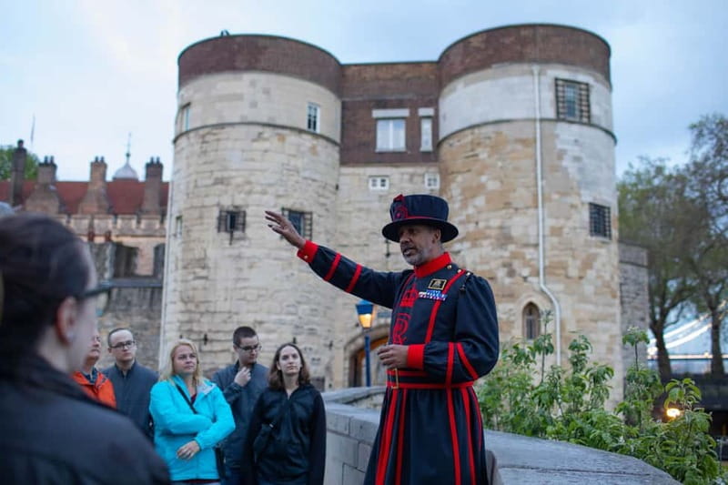 London: Tower of London After Hours Tour and Key Ceremony - What you see during the 95-minute walk