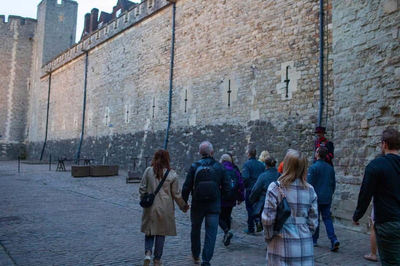 London: Tower of London After Hours Tour and Key Ceremony - Walking, footwear, and access