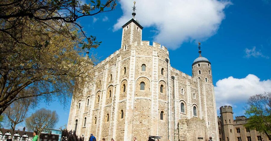 London: Tower of London, Hop-on, Hop-off Bus & River Cruise - What this London package really gives you