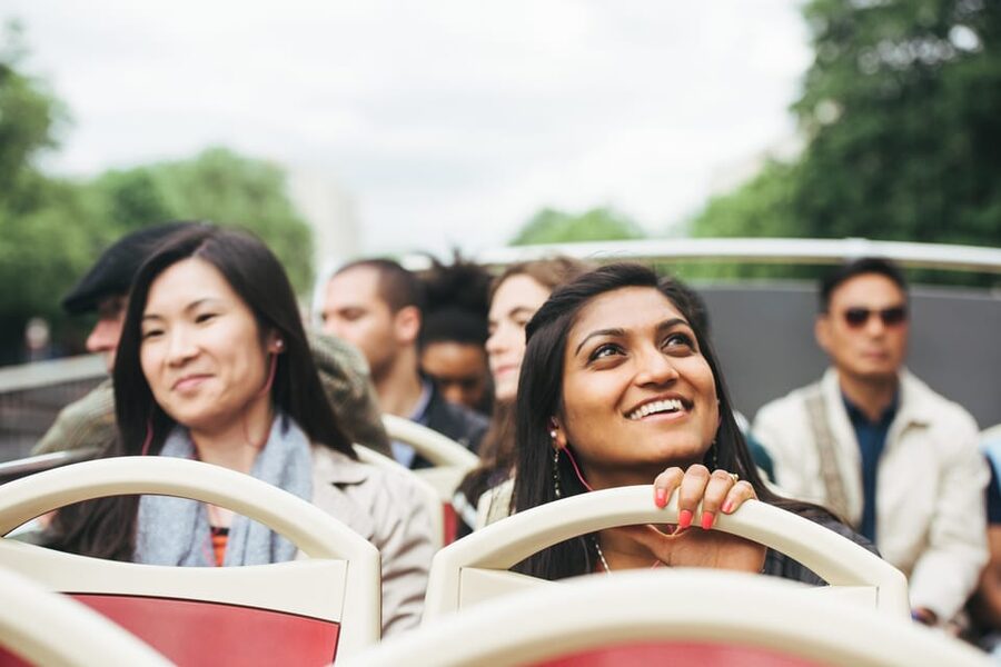London: Tower of London, Hop-on, Hop-off Bus & River Cruise - Buckingham Palace, Trafalgar Square, and the West End