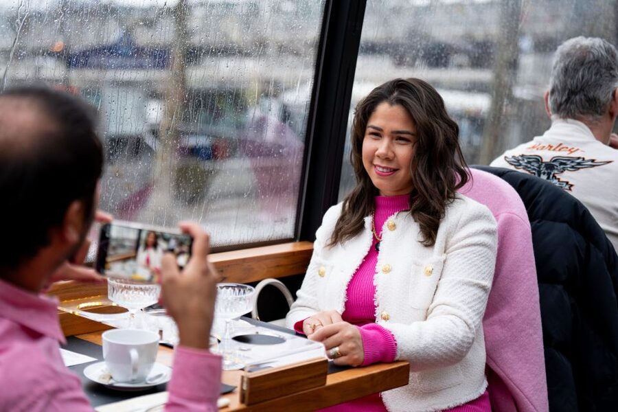 London: Traditional Afternoon Tea Tour in a Luxury Coach - From Embankment to the city’s best-known sights