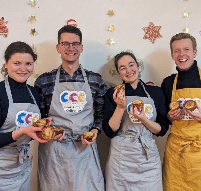 London: Traditional Pork Pie Cookery Class - Eating the pies warm from the oven
