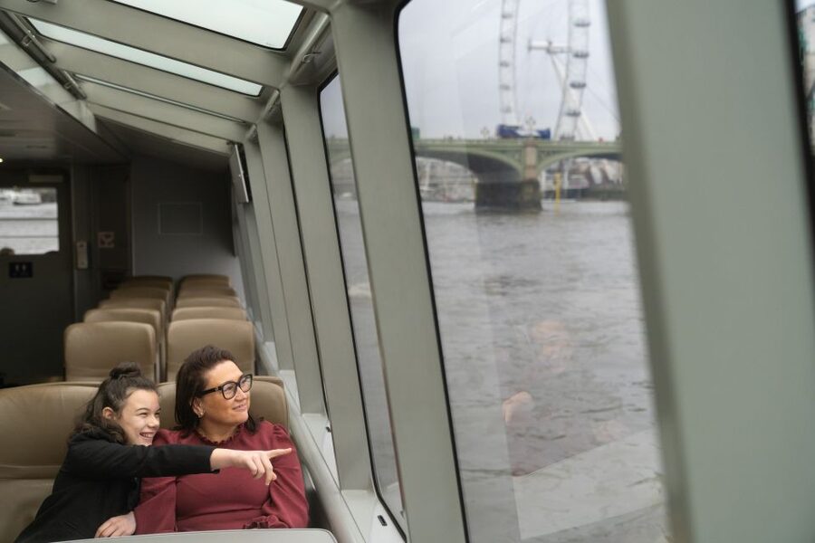 London: Uber Boat 1-Day Hop-On Hop-Off and Cable Car Tickets - Who gets the best value from this ticket