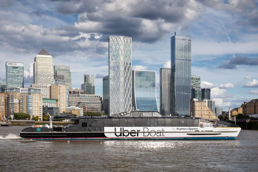 London: Uber Boat 1-Day Hop-On Hop-Off and Cable Car Tickets - Why seeing London by boat changes the day