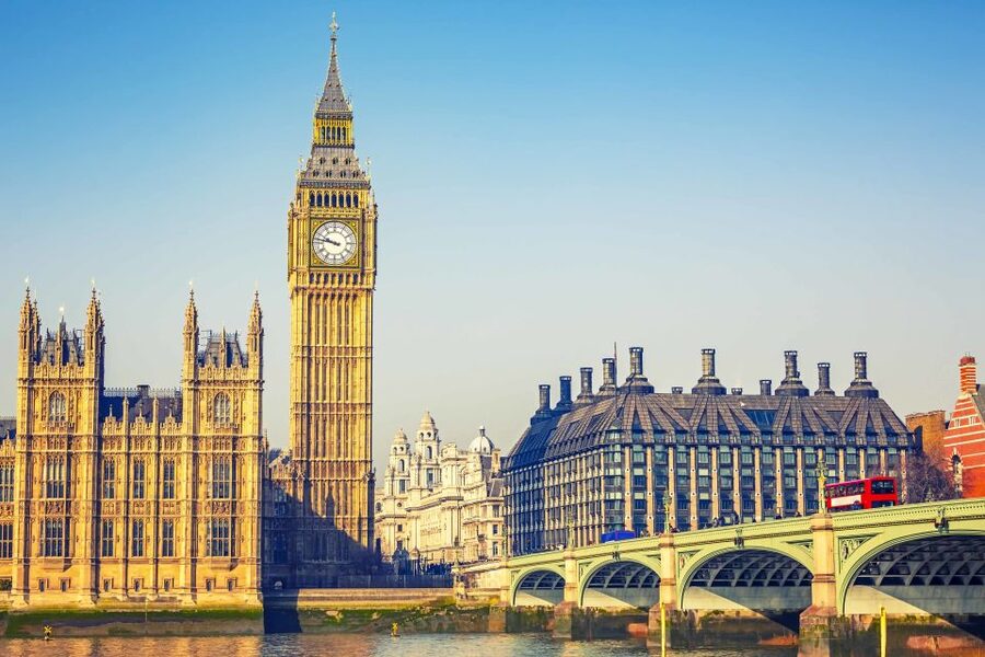 London: Vintage Bus Tour and London Eye Ticket - The Thames cruise changes the view