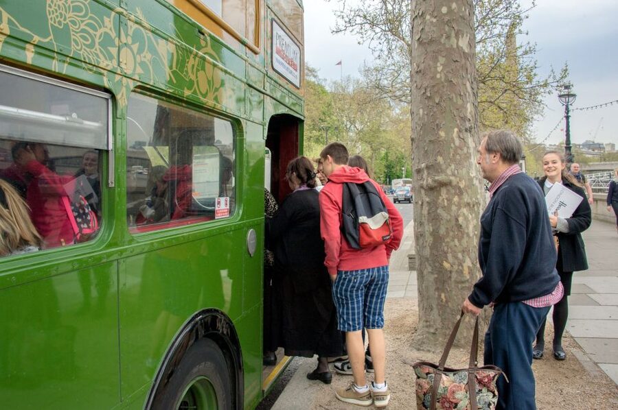 London: Vintage Bus Tour and London Eye Ticket - Is $130 good value?