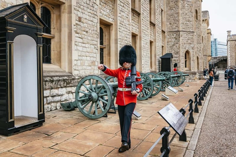 London: VIP Tower Opening Ceremony, Crown Jewels & Cruise - The Jewel House before the crowds