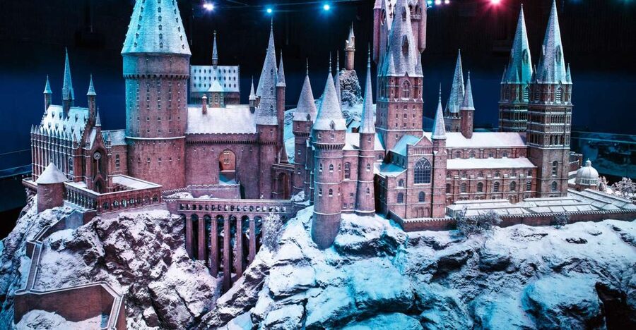 London: Warner Bros. Studio Tour and River Thames Cruise - Food, Butterbeer and the souvenir shop