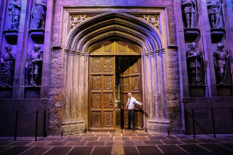 London: Warner Bros. Studio Tour with Transfers - Entering the studio and planning your four hours