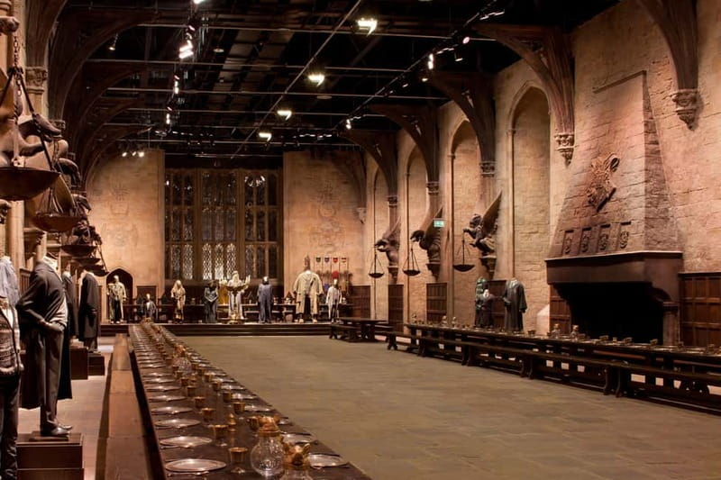 London: Warner Bros. Studio Tour with Transfers - Diagon Alley and the wizarding shopping streets