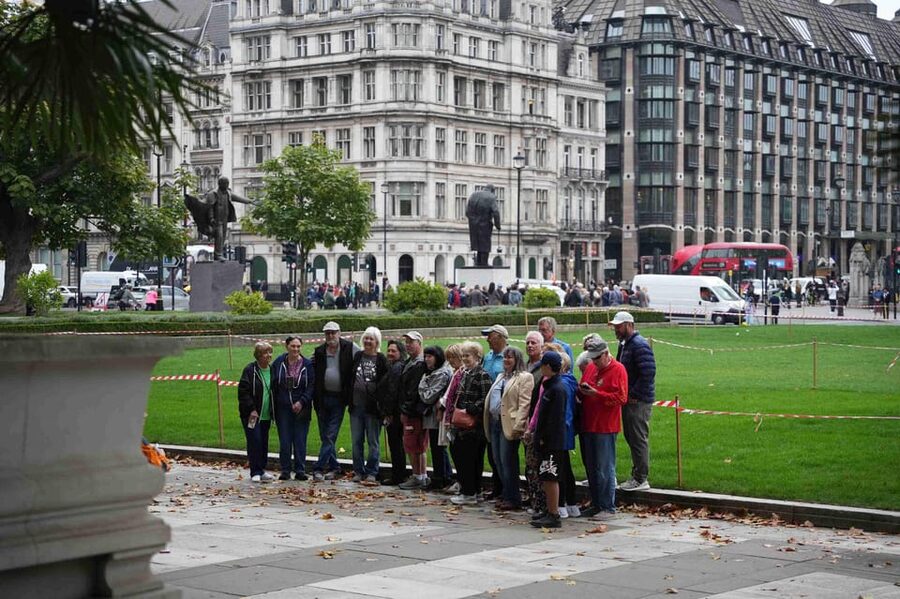 London: Westminster Abbey, Big Ben, Buckingham Palace Tour - What the $110.45 price really covers