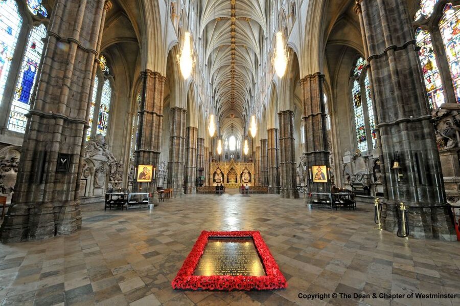 London: Westminster Abbey Guided Tour - Why a guide helps inside Westminster Abbey