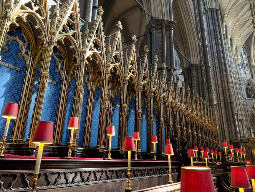 London: Westminster Abbey Guided Tour - Poets’ Corner and the people beneath the stone