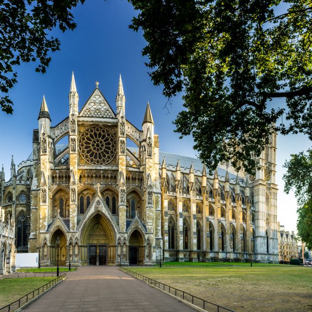 London: Westminster Abbey Skip-the-line Entry & Guided Tour - The guides make the difference
