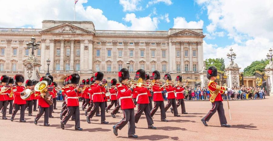 London: Westminster and Changing of the Guard Tour - Key points at a glance