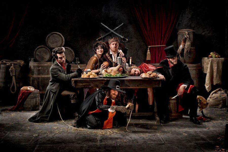 London: Westminster Walking Tour & London Dungeon Entry - St James’s Palace, royal parks, and ceremonial London
