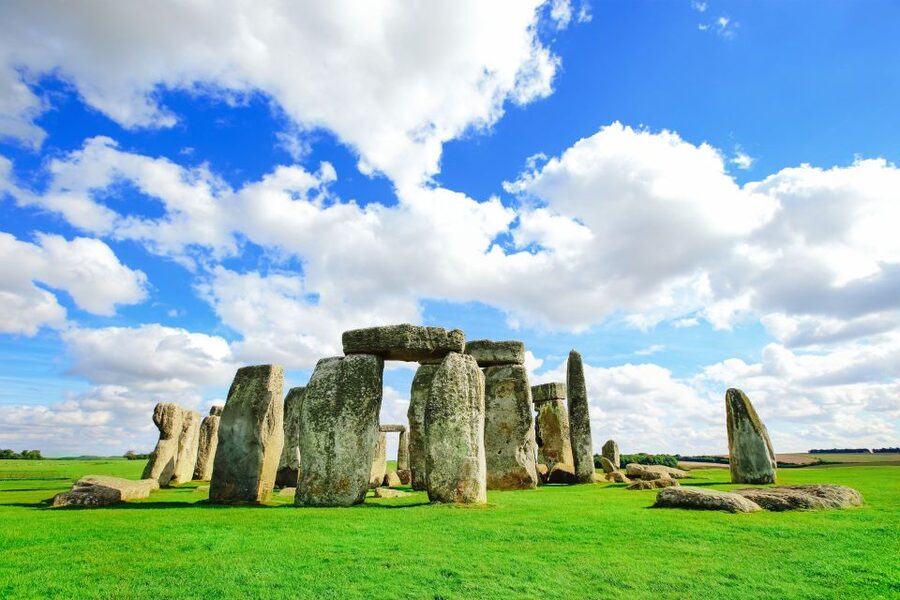 London: Windsor, Stonehenge, Bath, and Roman Baths Day Trip - Who should book this trip?