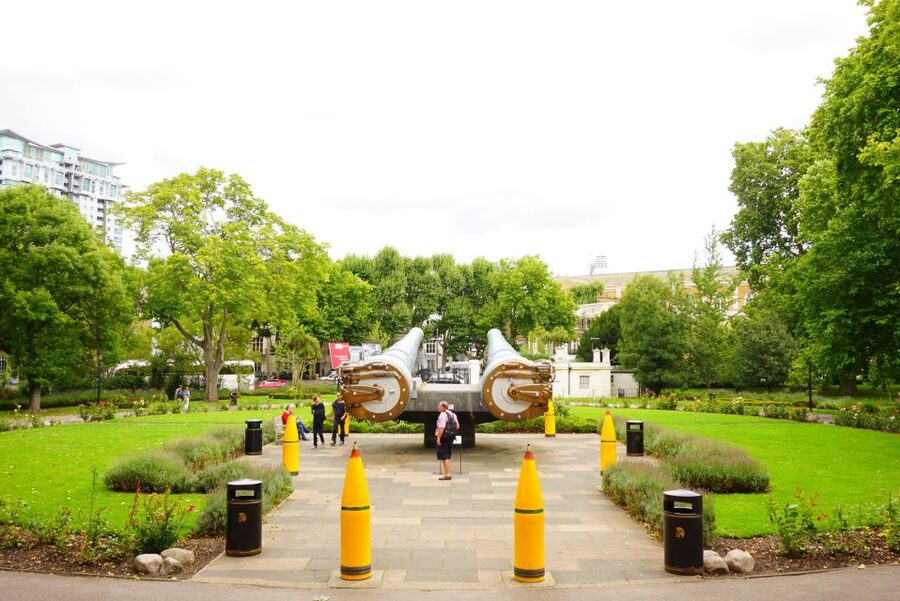 London: World War II History in London Private Guided Tour - Timing, ticket rules, and everyday logistics