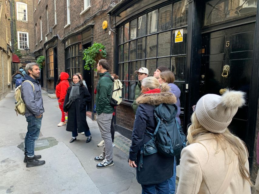 Magical Movies: London Harry Potter Tour - Cecil Court and Goodwin’s Court