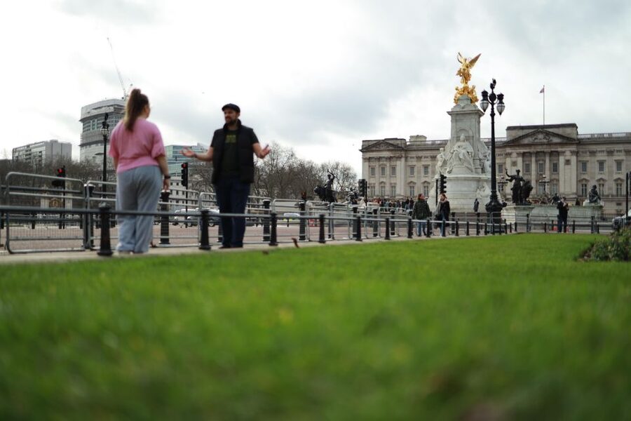 Majesty in Motion: Exploring Westminster's Royal Legacy - Trafalgar Square and Nelson’s Column