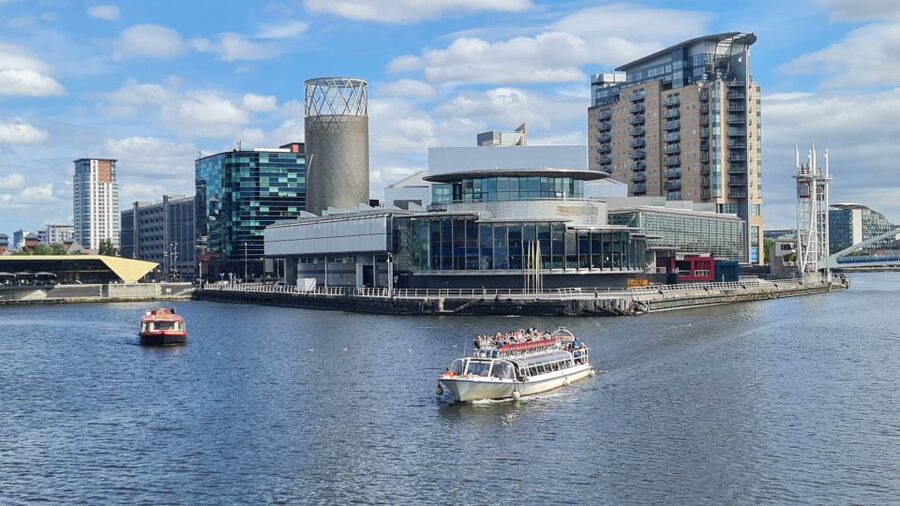 Manchester: Media City & The Quays Guided Walking Tour - Why the guides make or break this experience