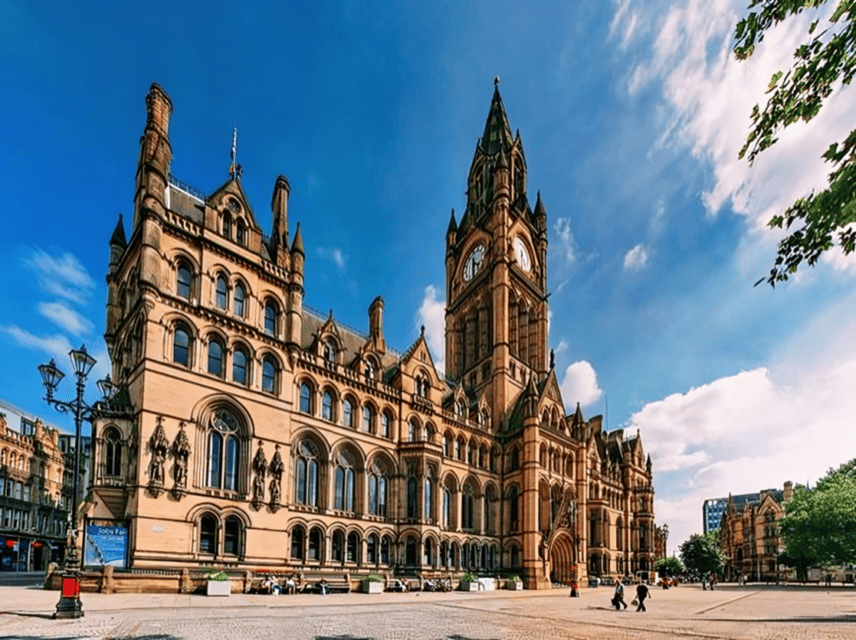 Manchester: Sightseeing Walking Custom Tour with a Guide - How the three-hour timing works