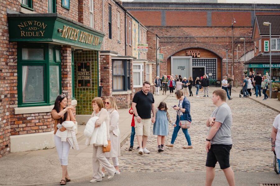 Manchester: The Coronation Street Experience - Who will get the most from this tour?