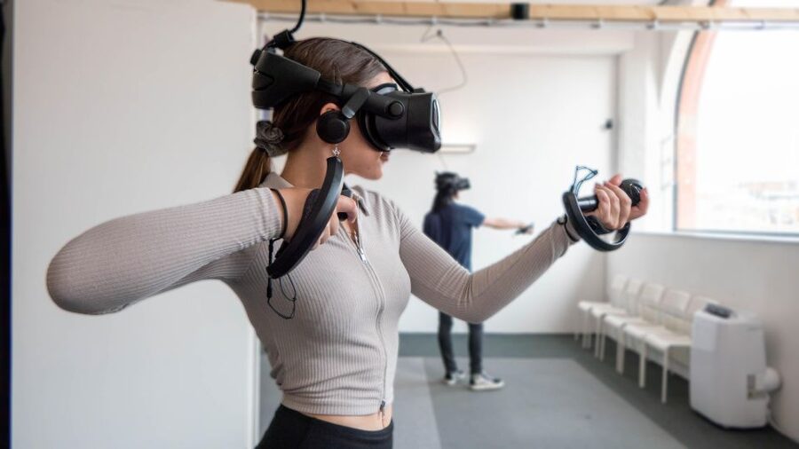 MATRIX VR - Virtual Reality Gaming Experience Session - 1hr - Key points at a glance