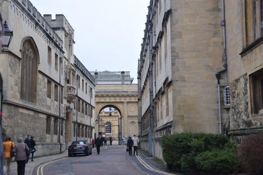 Morse, Lewis and Endeavour Walking Tour of Oxford - Why Morse’s Oxford feels different on foot