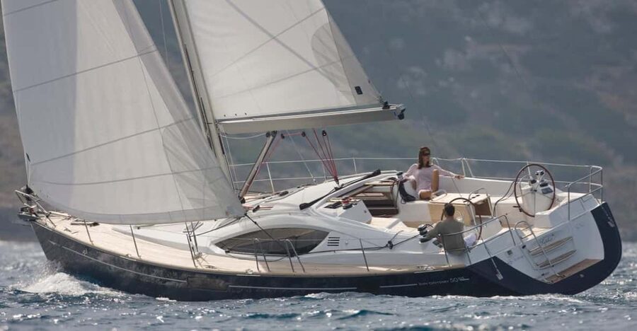 New Forest: Sail with Lunch or Dinner from Lymington - What the crew adds to the day