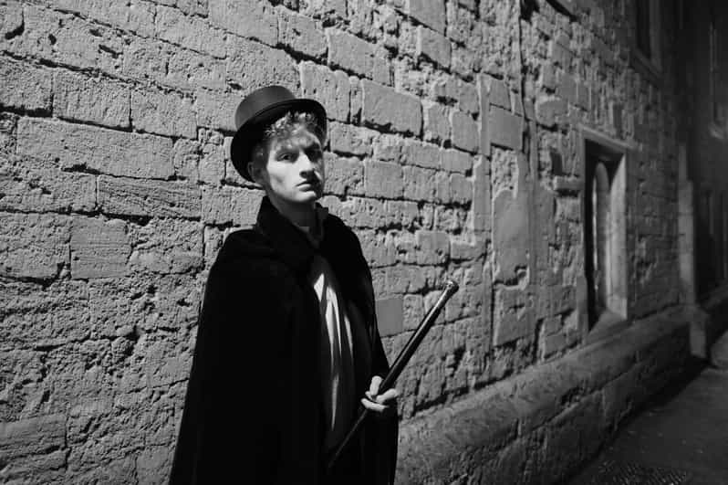 New: Oxford Costumed Ghost Tour In-Character - Surprise appearances by wild beasts