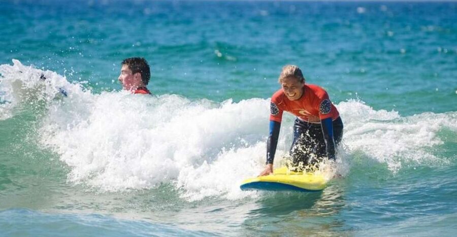 Newquay: Taster Surf Lesson - Starting warm in Newquay’s heated changing rooms