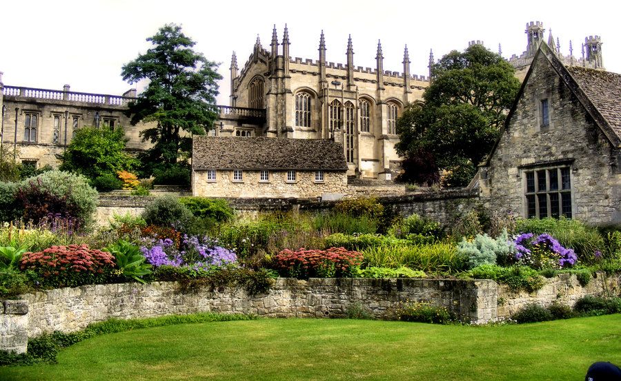 Oxford 3-Hour Private Walking Tour - Oxford’s university streets in three hours