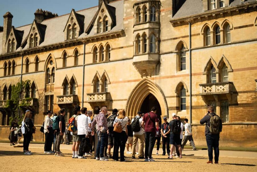Oxford: Alumni-Led Walking Tour w/New College Entry Option - Adding New College after the outdoor tour