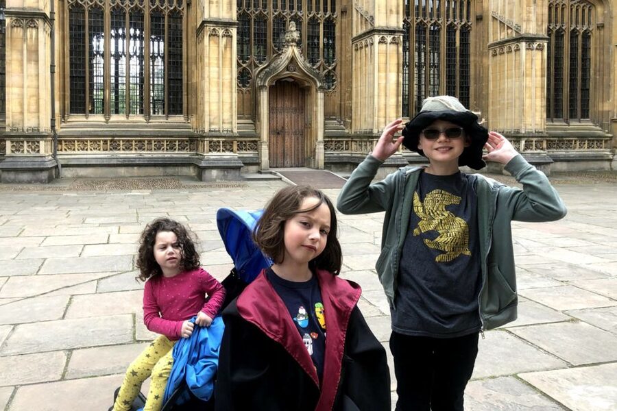 Oxford: Christ Church Harry Potter Film Locations Tour - Meeting the guide near Broad Street