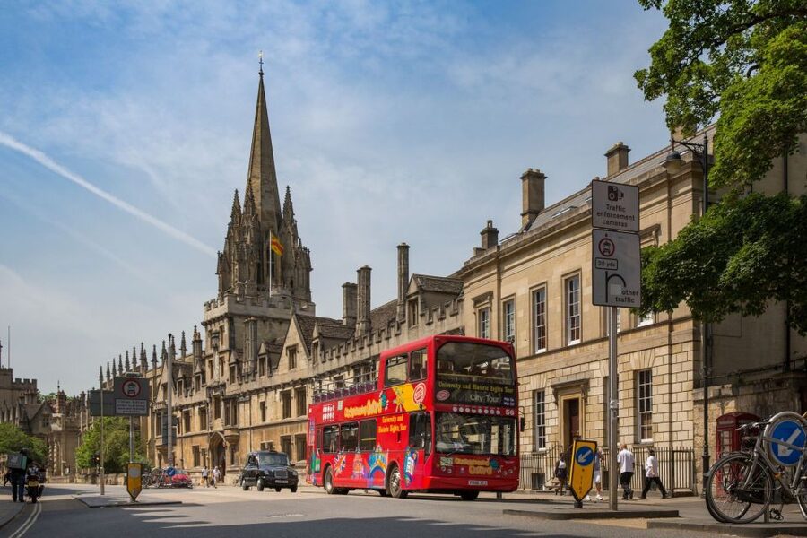 Oxford: City Sightseeing Hop-On Hop-Off Bus Tour - Adding the Stepping Through Oxford walking tour