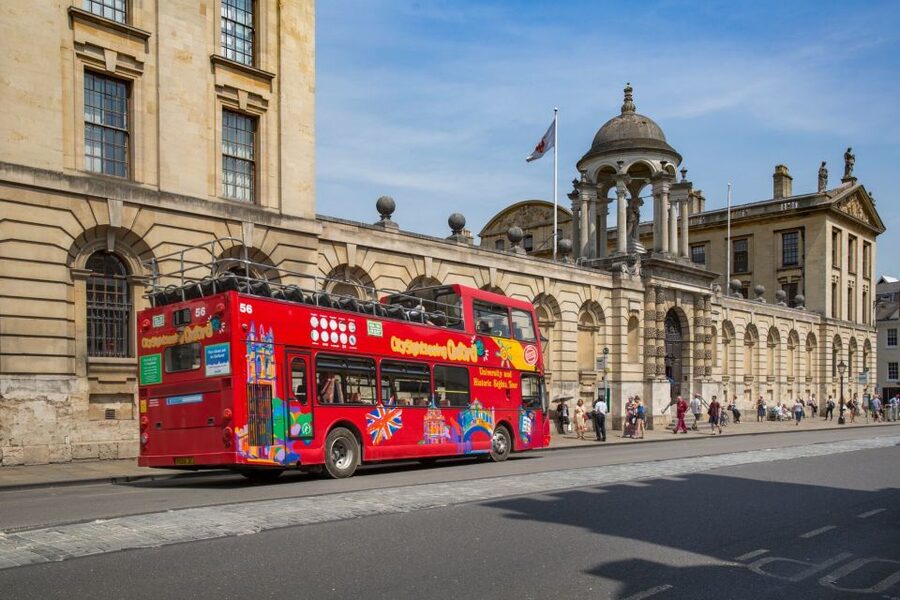 Oxford: City Sightseeing Hop-On Hop-Off Bus Tour - Starting near the station and castle