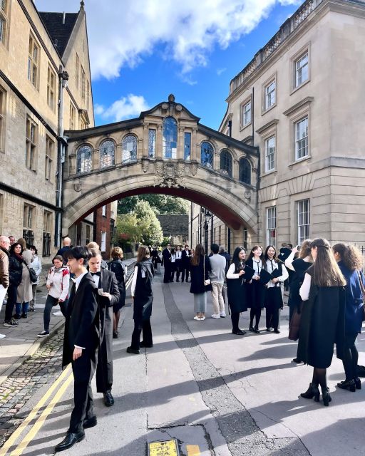 Oxford: City & University Tour with College entry included - A final taste of everyday Oxford at the Covered Market