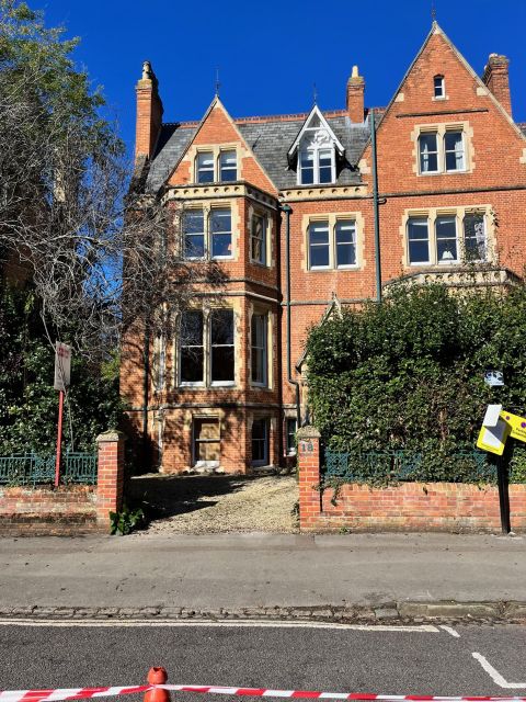 Oxford: City & University Tour with College entry included - Who should book this Oxford walk?