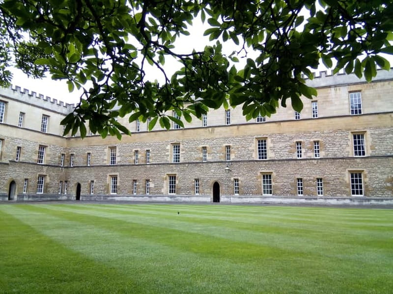 Oxford: Harry Potter Tour with New College & Divinity School - Private-group format and the four-person minimum